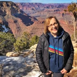 Meet your Posher, Bobbi